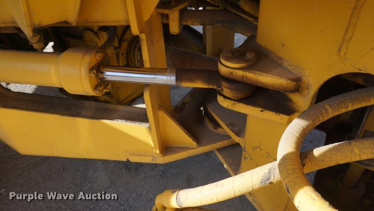 image for item DF1541 Michigan L70 wheel loader