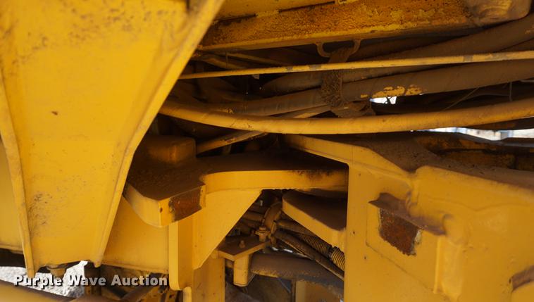 image for item DF1541 Michigan L70 wheel loader