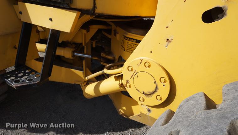 image for item DF1541 Michigan L70 wheel loader