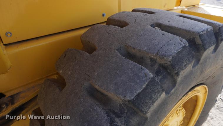 image for item DF1541 Michigan L70 wheel loader