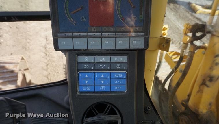 image for item DF1546 2008 Komatsu PC138USLC-8 excavator