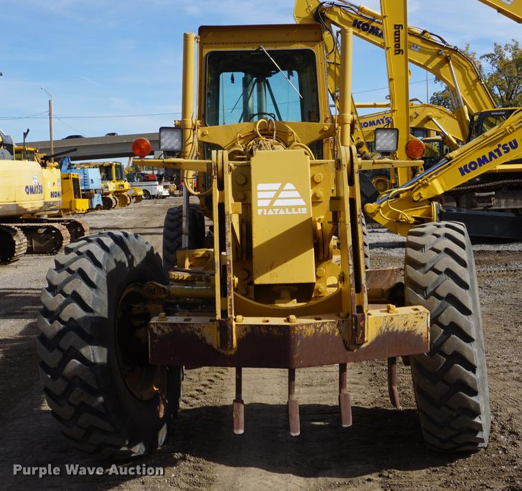 image for item DF1547 Fiat-Allis FG95 rigid frame motor grader