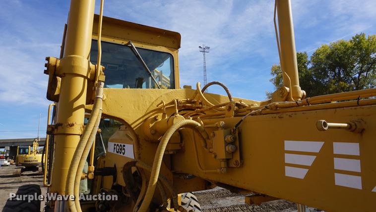 image for item DF1547 Fiat-Allis FG95 rigid frame motor grader