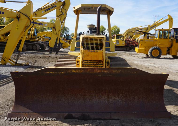 image for item DF1548 2002 Komatsu D41P-6 dozer