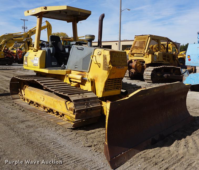 image for item DF1548 2002 Komatsu D41P-6 dozer