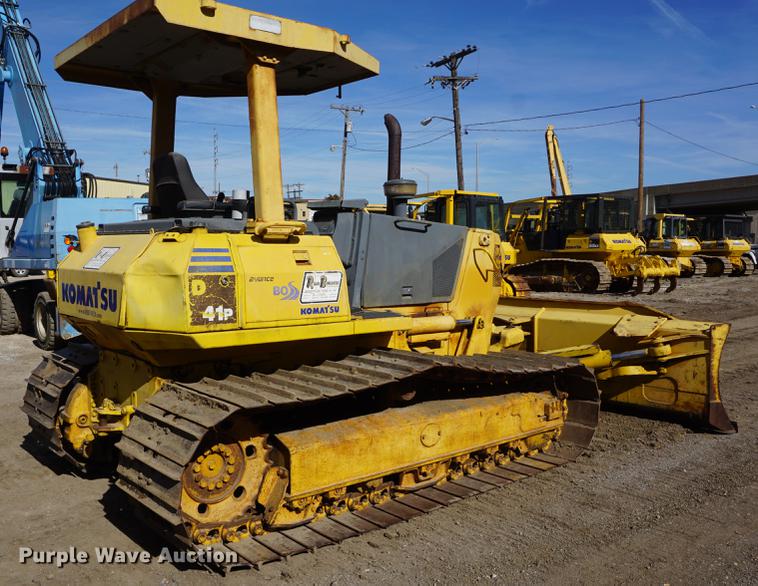 image for item DF1548 2002 Komatsu D41P-6 dozer
