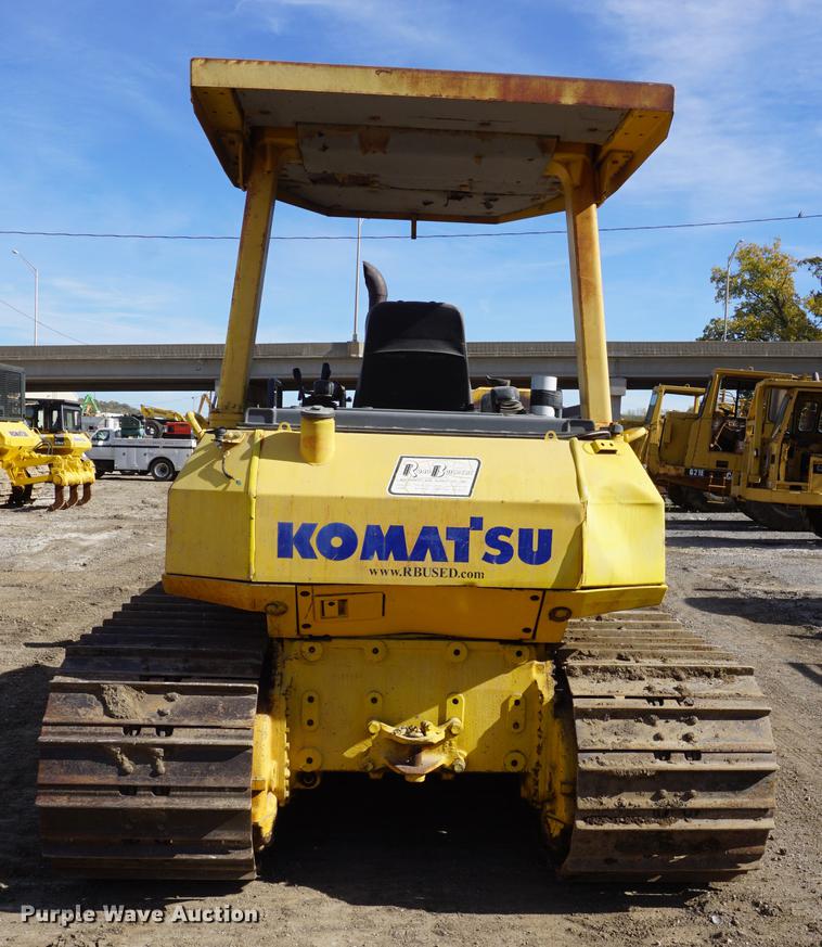 image for item DF1548 2002 Komatsu D41P-6 dozer