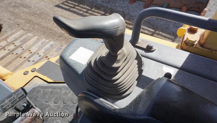 image for item DF1548 2002 Komatsu D41P-6 dozer