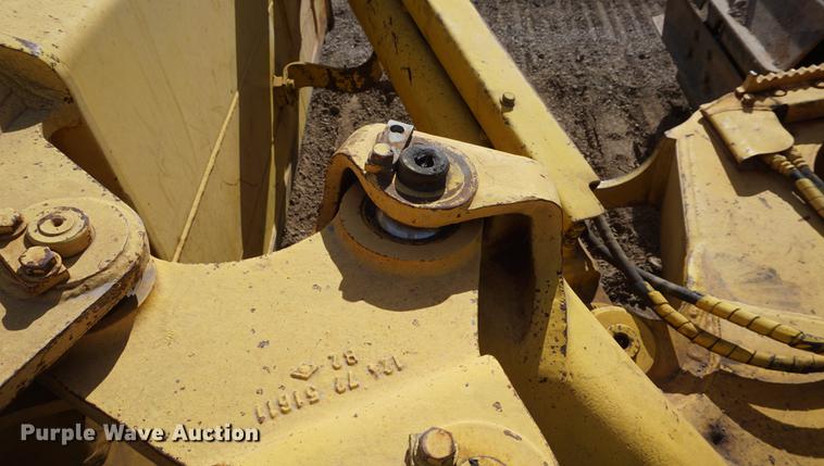 image for item DF1548 2002 Komatsu D41P-6 dozer