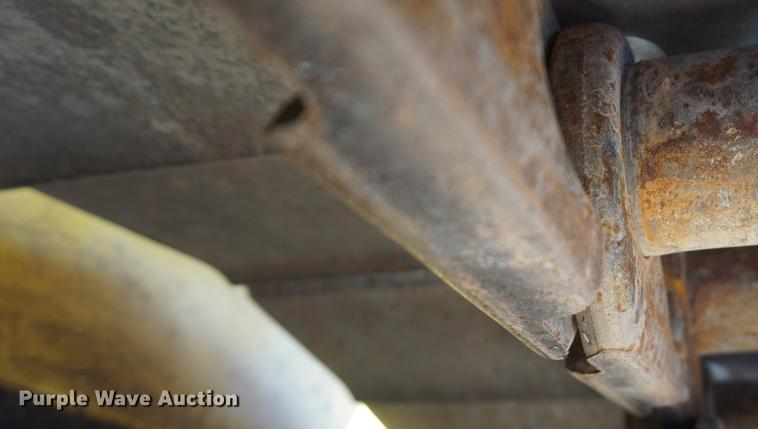 image for item DF1548 2002 Komatsu D41P-6 dozer