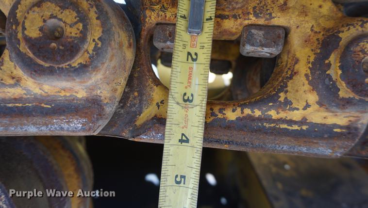 image for item DF1548 2002 Komatsu D41P-6 dozer