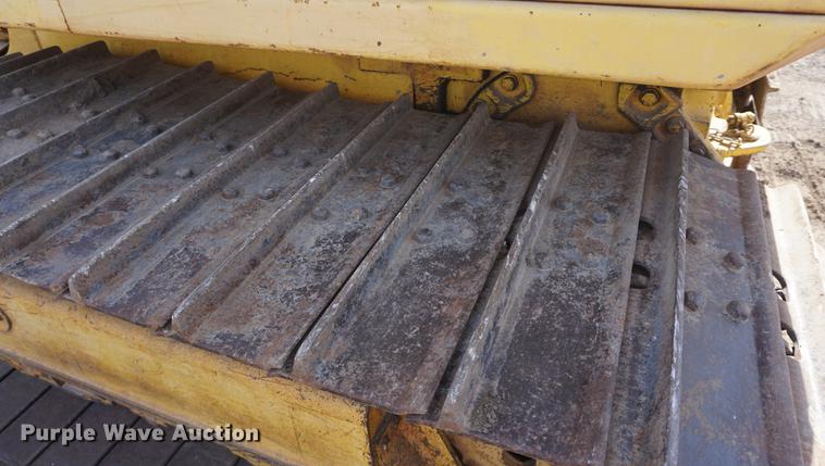 image for item DF1548 2002 Komatsu D41P-6 dozer