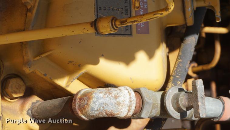 image for item DF1549 1971 Caterpillar 613 elevating scraper