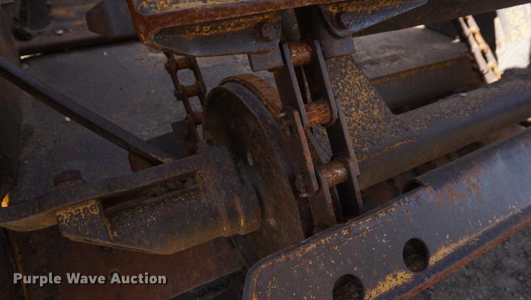 image for item DF1549 1971 Caterpillar 613 elevating scraper