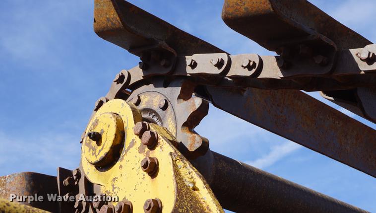 image for item DF1549 1971 Caterpillar 613 elevating scraper