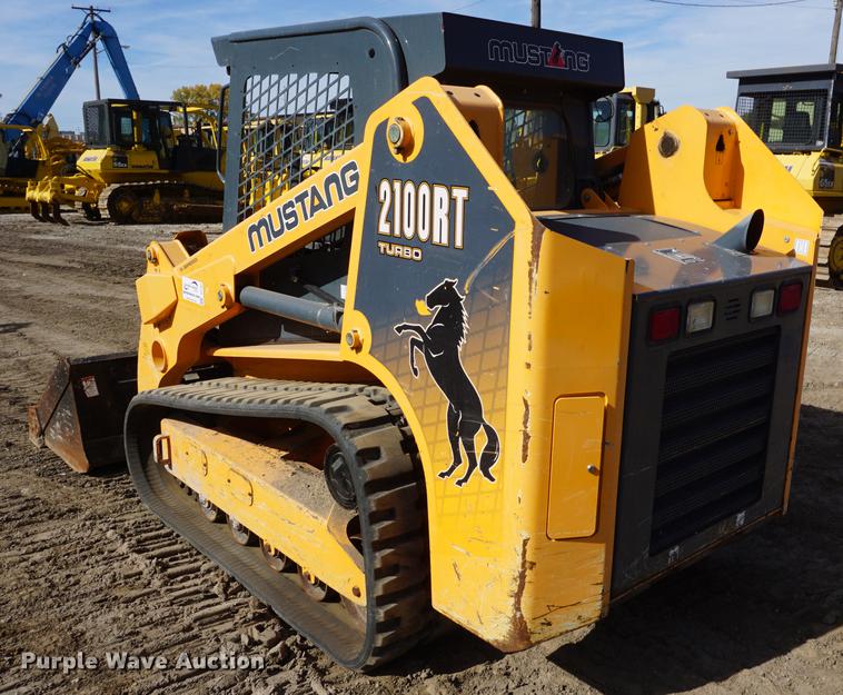 image for item DF1551 2012 Mustang 2100RT skid steer
