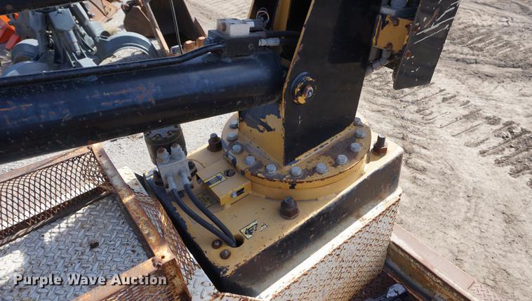 image for item DF1552 1998 Ford F700 service truck with crane