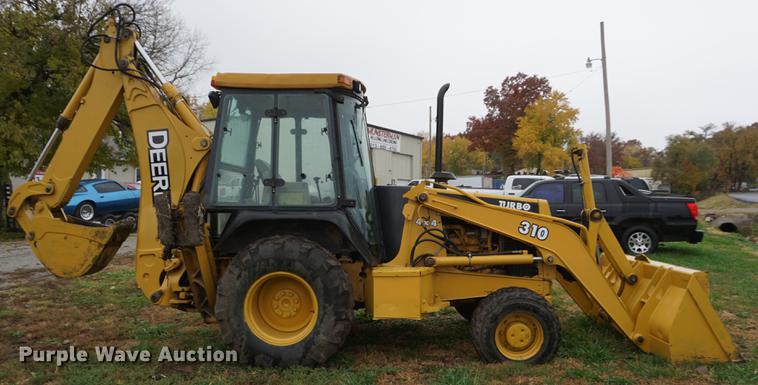 image for item DF1561 1998 John Deere 310E backhoe