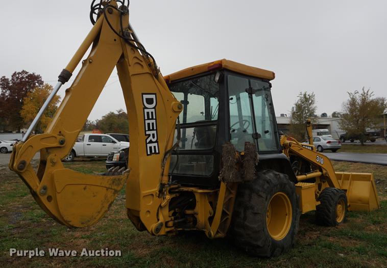 image for item DF1561 1998 John Deere 310E backhoe