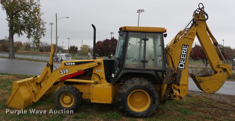 image for item DF1561 1998 John Deere 310E backhoe