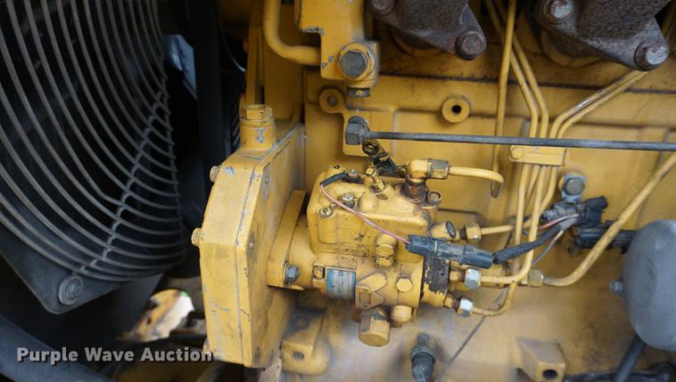 image for item DF1561 1998 John Deere 310E backhoe