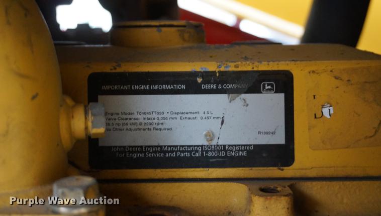 image for item DF1561 1998 John Deere 310E backhoe