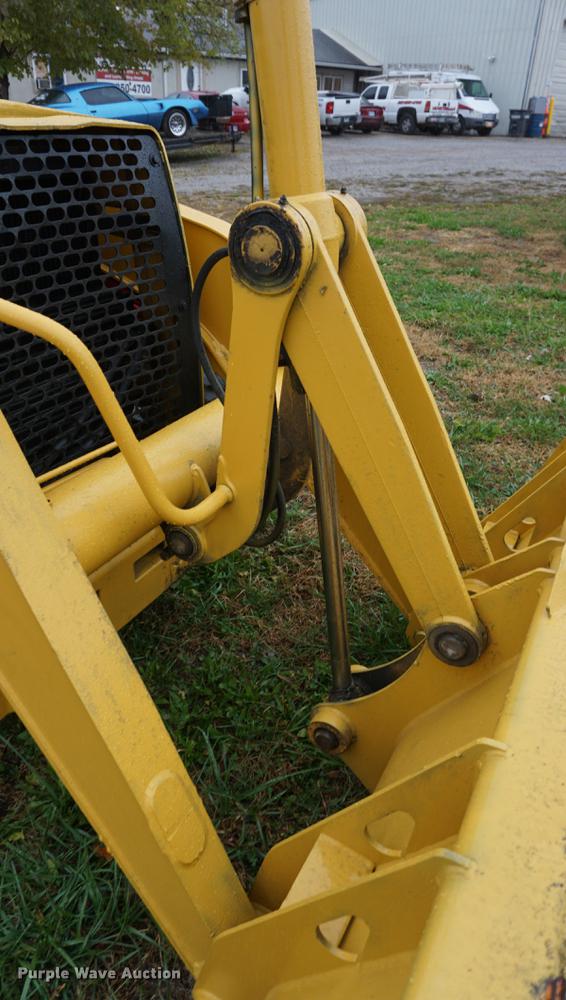 image for item DF1561 1998 John Deere 310E backhoe