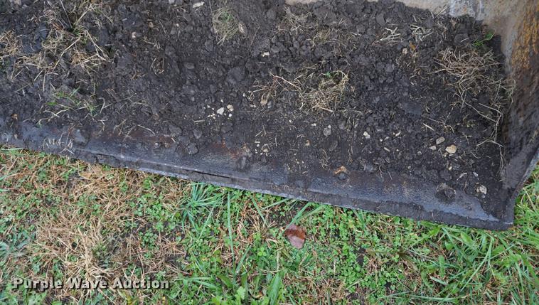 image for item DF1561 1998 John Deere 310E backhoe