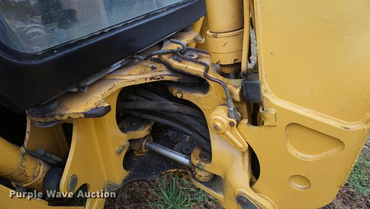 image for item DF1561 1998 John Deere 310E backhoe