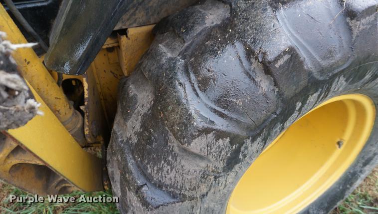 image for item DF1561 1998 John Deere 310E backhoe