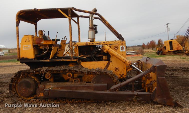 image for item DF1950 1966 International Harvester TD15B dozer