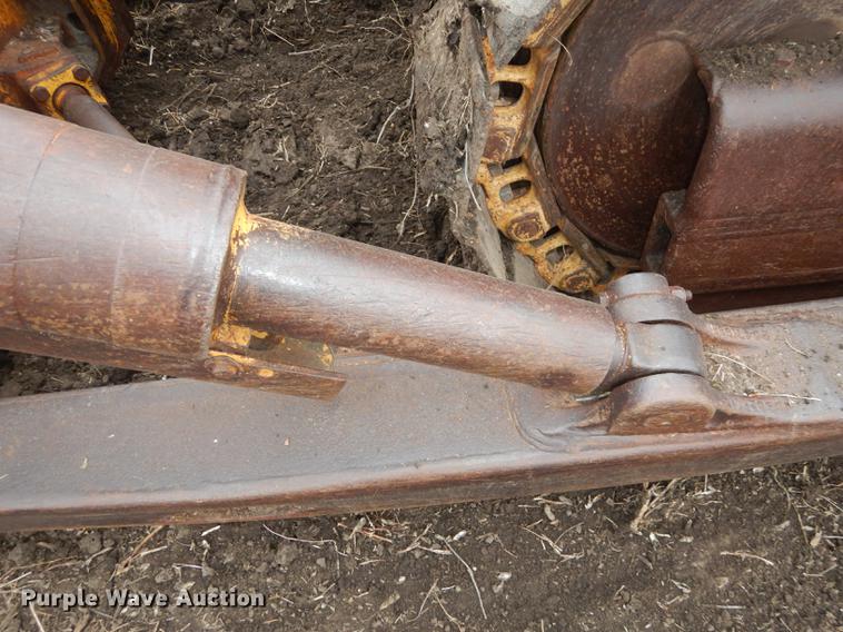 image for item DF1950 1966 International Harvester TD15B dozer