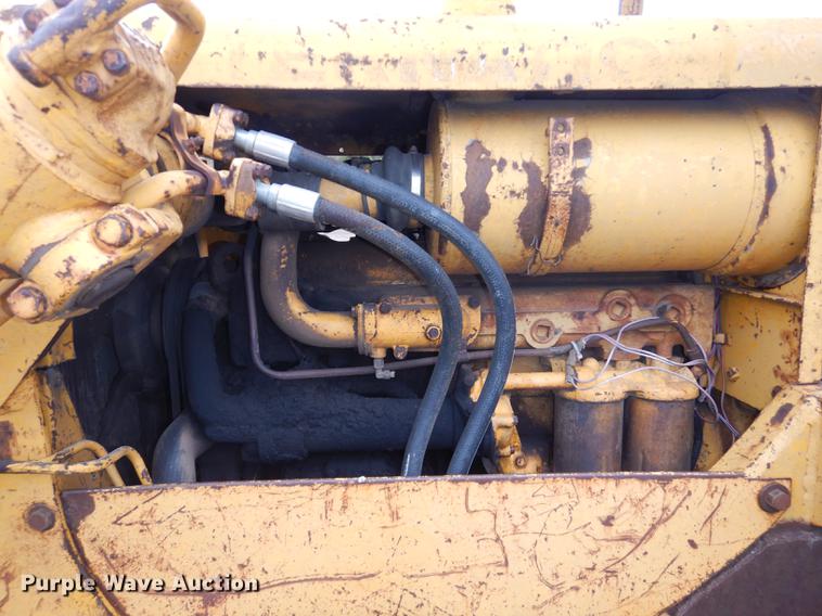 image for item DF1950 1966 International Harvester TD15B dozer