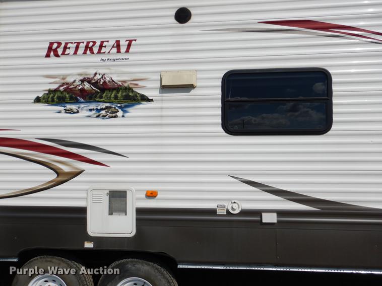 image for item DF2000 2011 Keystone Retreat camper