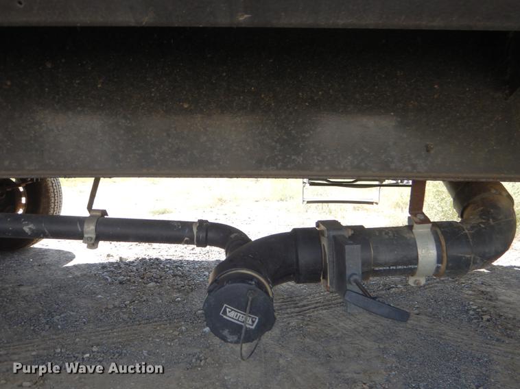 image for item DF2000 2011 Keystone Retreat camper