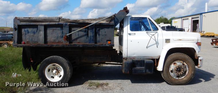 image for item DF2002 1975 Chevrolet C60 dump truck