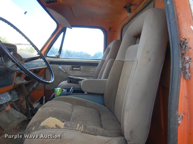 image for item DF2002 1975 Chevrolet C60 dump truck