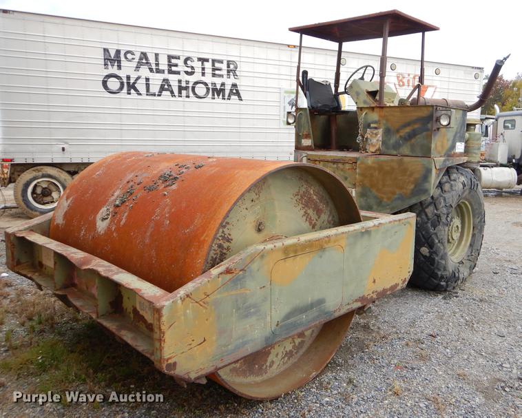 image for item DF2005 Tampo 84S single drum vibratory roller