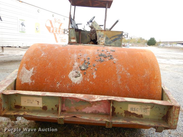 image for item DF2005 Tampo 84S single drum vibratory roller