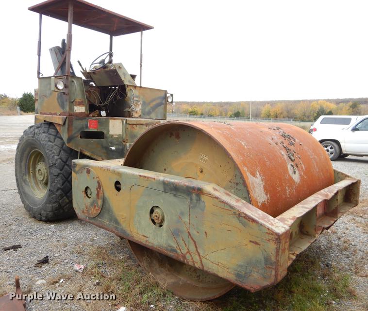 image for item DF2005 Tampo 84S single drum vibratory roller