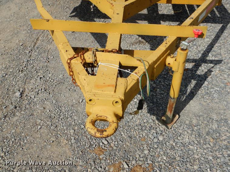 image for item DF2006 1974 Belshe equipment trailer