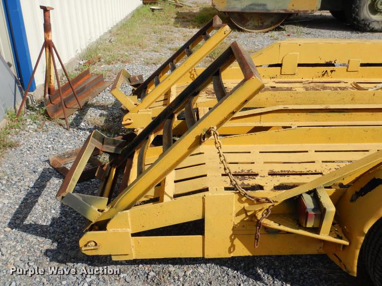 image for item DF2006 1974 Belshe equipment trailer