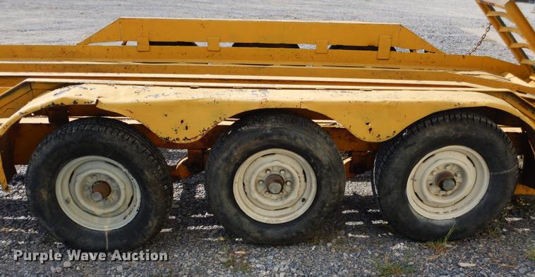 image for item DF2006 1974 Belshe equipment trailer