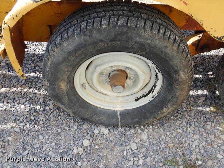 image for item DF2006 1974 Belshe equipment trailer