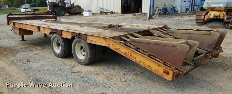 image for item DF2008 1979 Chief equipment trailer