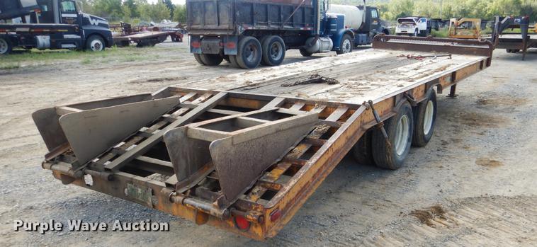 image for item DF2008 1979 Chief equipment trailer