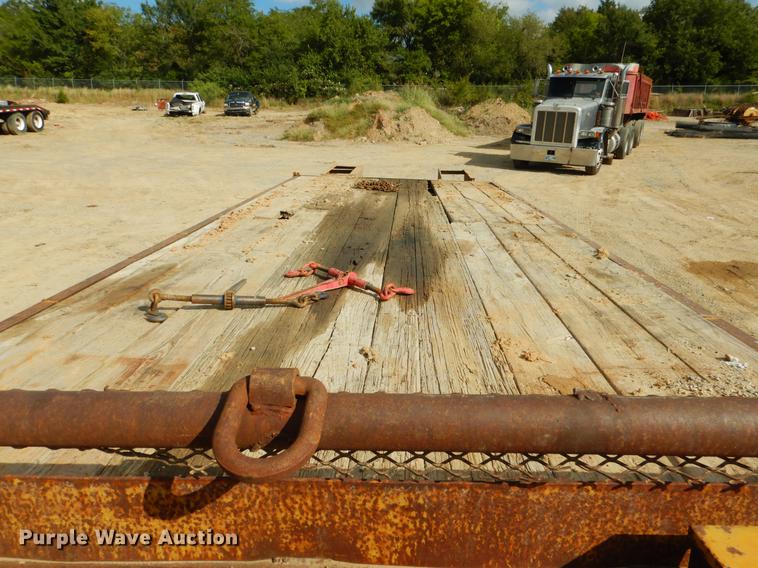 image for item DF2008 1979 Chief equipment trailer