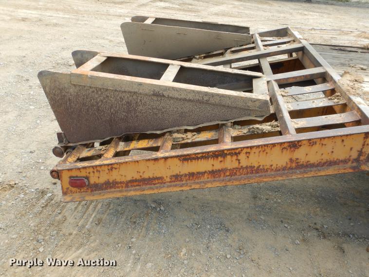 image for item DF2008 1979 Chief equipment trailer