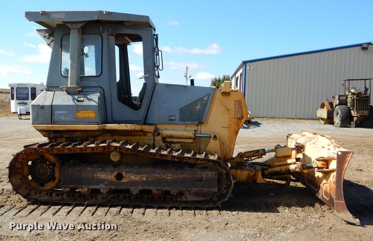 image for item DF2009 1997 Komatsu D41E dozer