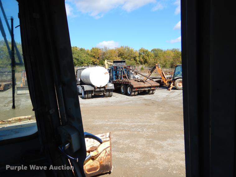 image for item DF2009 1997 Komatsu D41E dozer